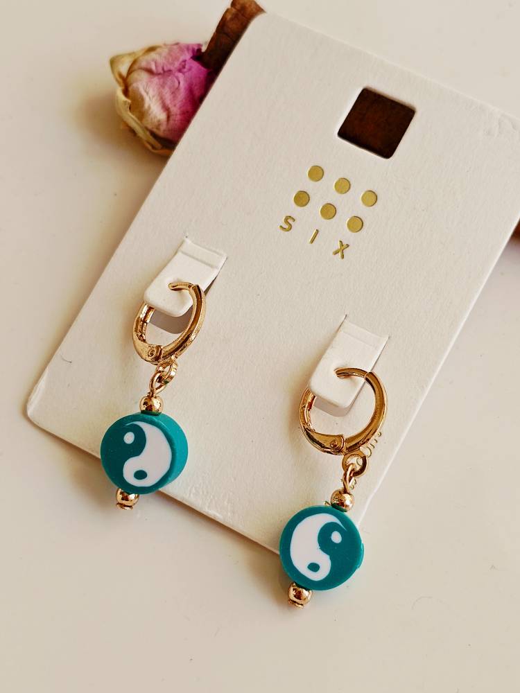 گوشواره یانگ برند six